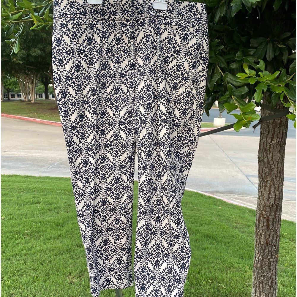 Loft Black & Cream Riviera Capris